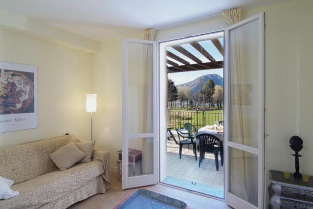 Budget Village - Porto Letizia Porlezza