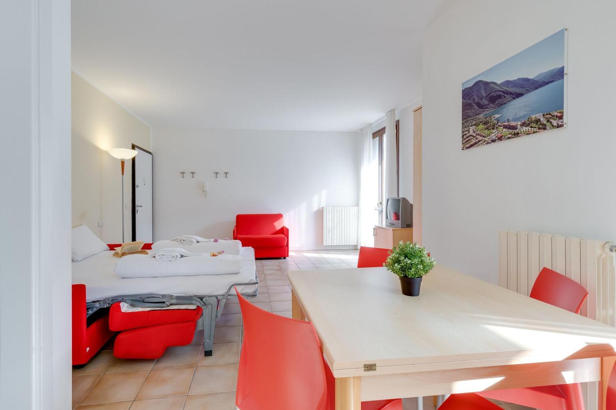 Apartahotel Budget Village - Porto Letizia Porlezza