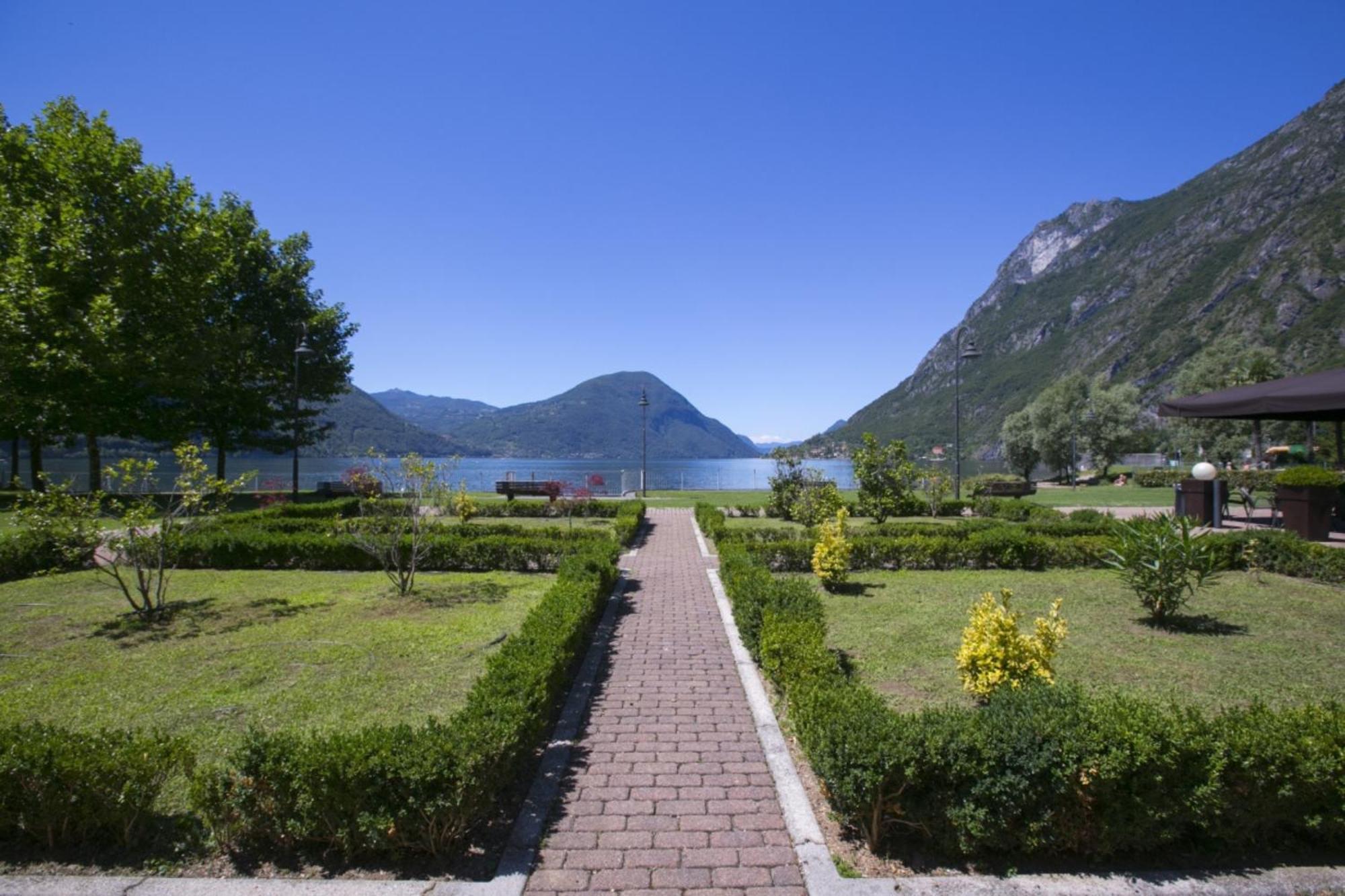Budget Village - Porto Letizia