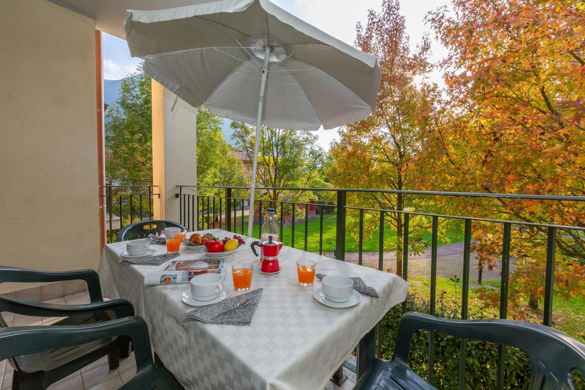 Apartahotel Budget Village - Porto Letizia Porlezza