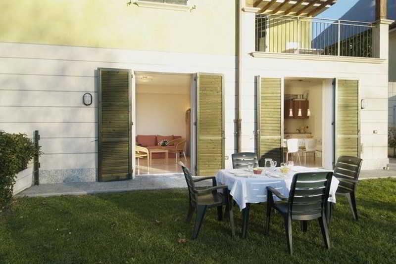 Budget Village - Porto Letizia Apartahotel Porlezza
