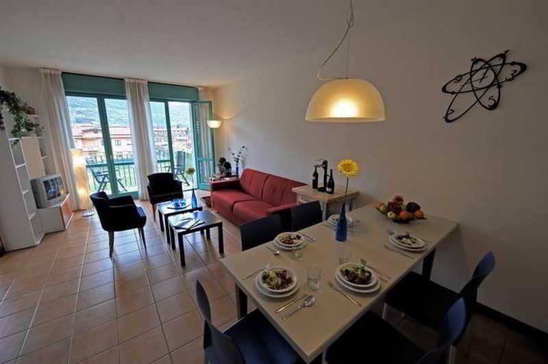 Budget Village - Porto Letizia Porlezza