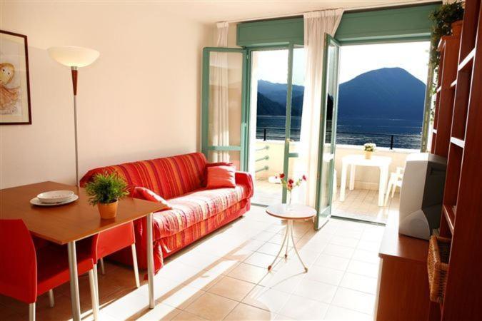 Budget Village - Porto Letizia Porlezza