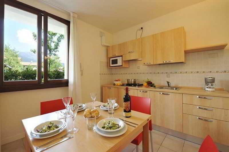 Aparthotel Budget Village - Porto Letizia